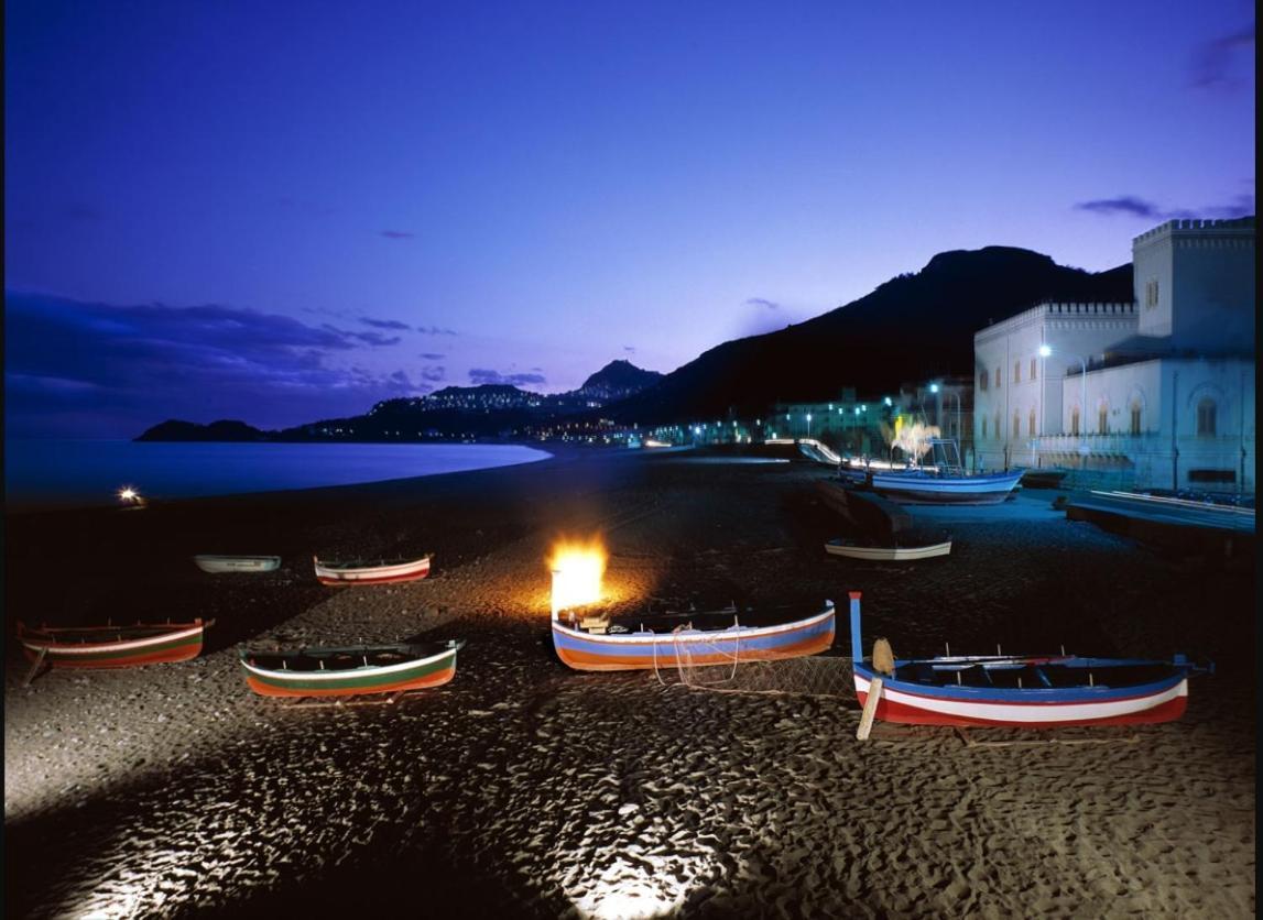 Seafront Apartments Garden House Ταορμίνα Εξωτερικό φωτογραφία