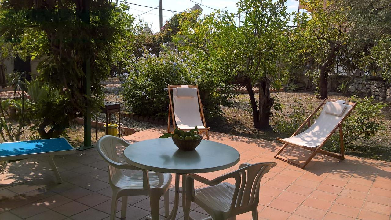 Seafront Apartments Garden House Ταορμίνα Εξωτερικό φωτογραφία