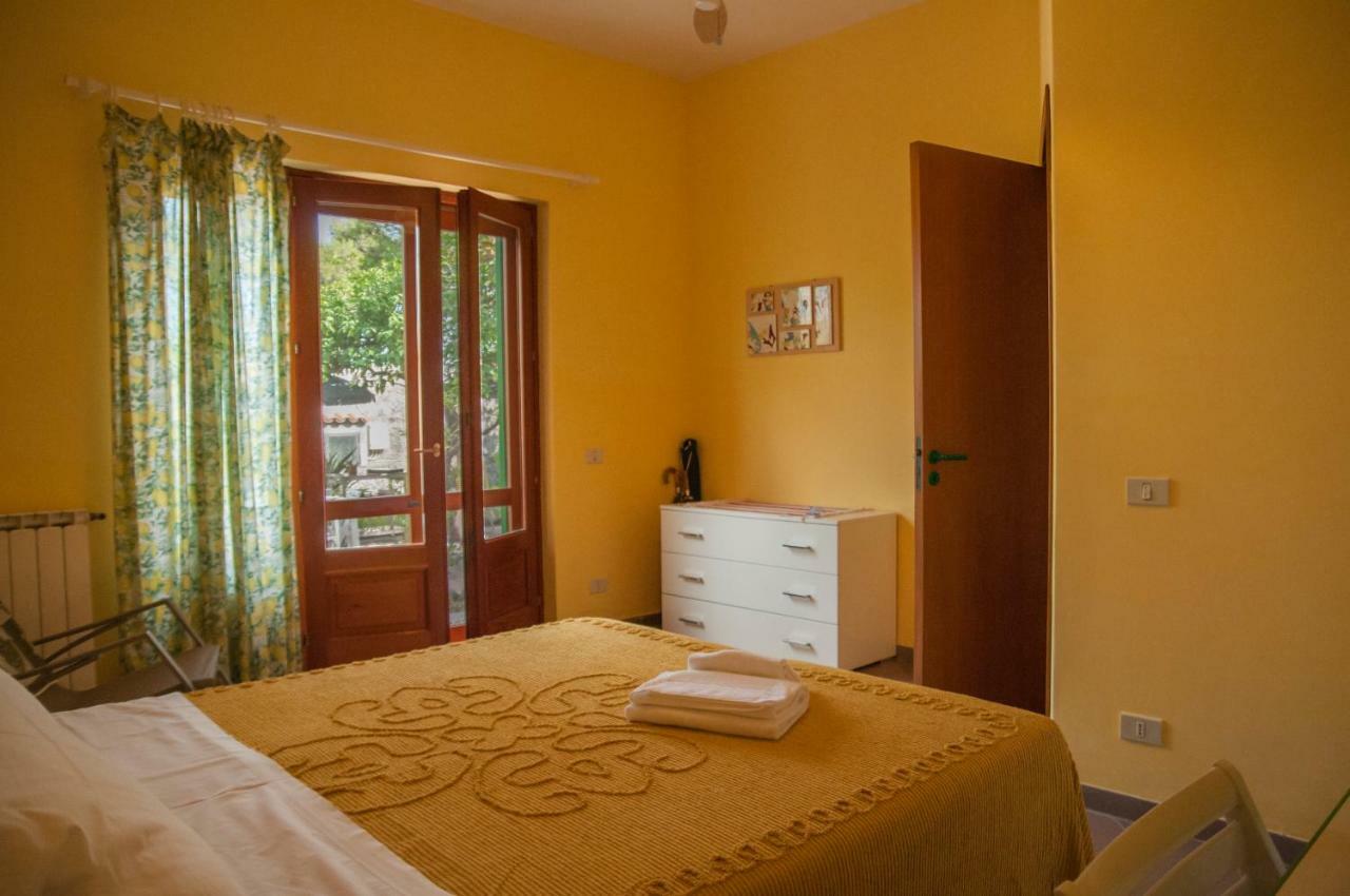 Seafront Apartments Garden House Ταορμίνα Εξωτερικό φωτογραφία